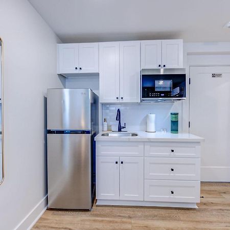 Roaring Tigers Studio Apartment غالفيستون، تكساس المظهر الخارجي الصورة