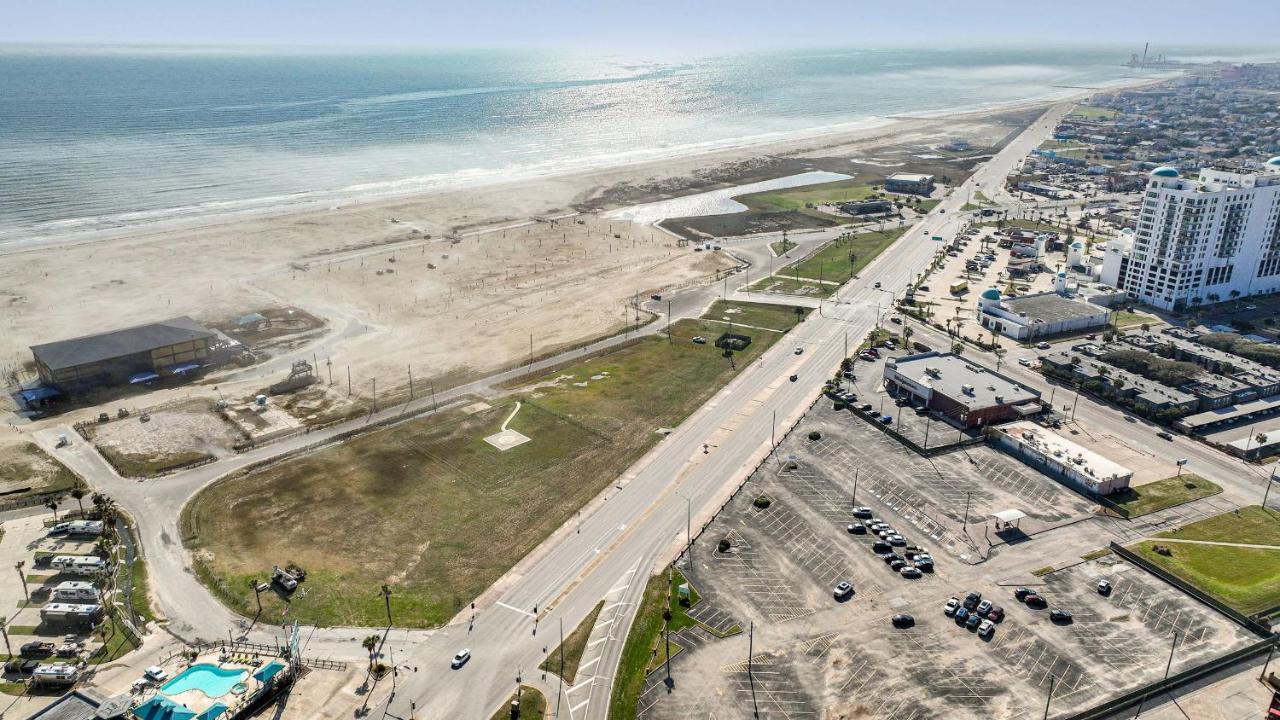 Roaring Tigers Studio Apartment غالفيستون، تكساس المظهر الخارجي الصورة